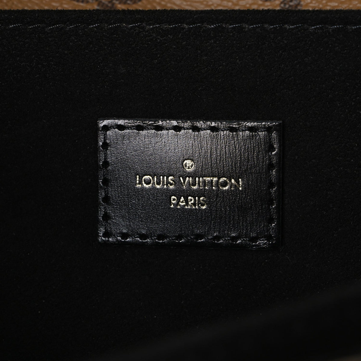 Reverse Monogram Pochette Metis