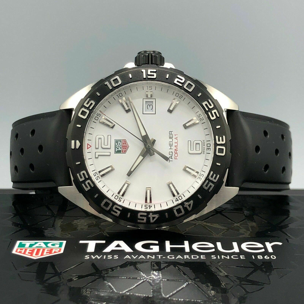 Tag Heuer Formula 1 Quartz White Dial Black Rubber Strap Watch for Men - WAZ1111.FT8023