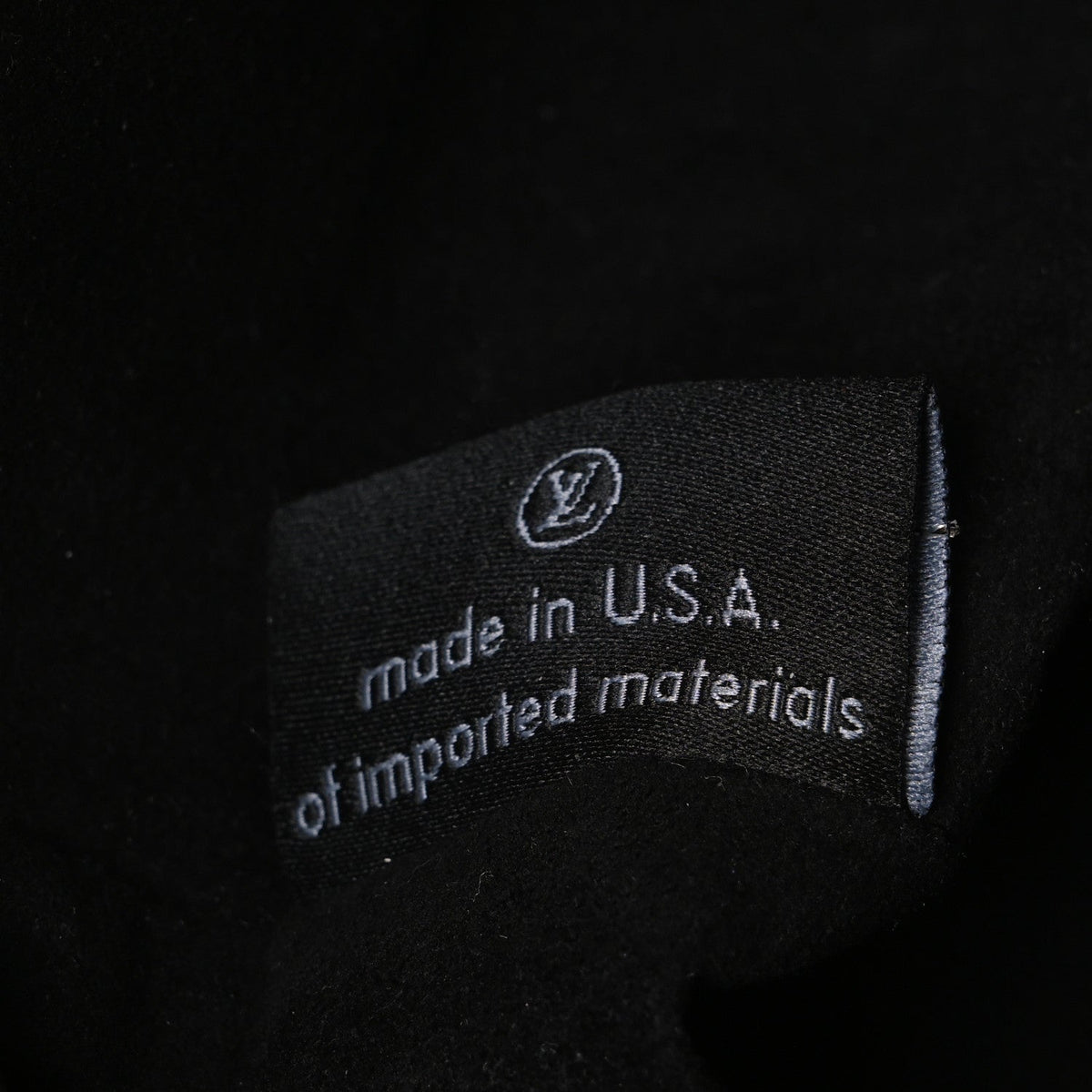 Reverse Monogram Pochette Metis