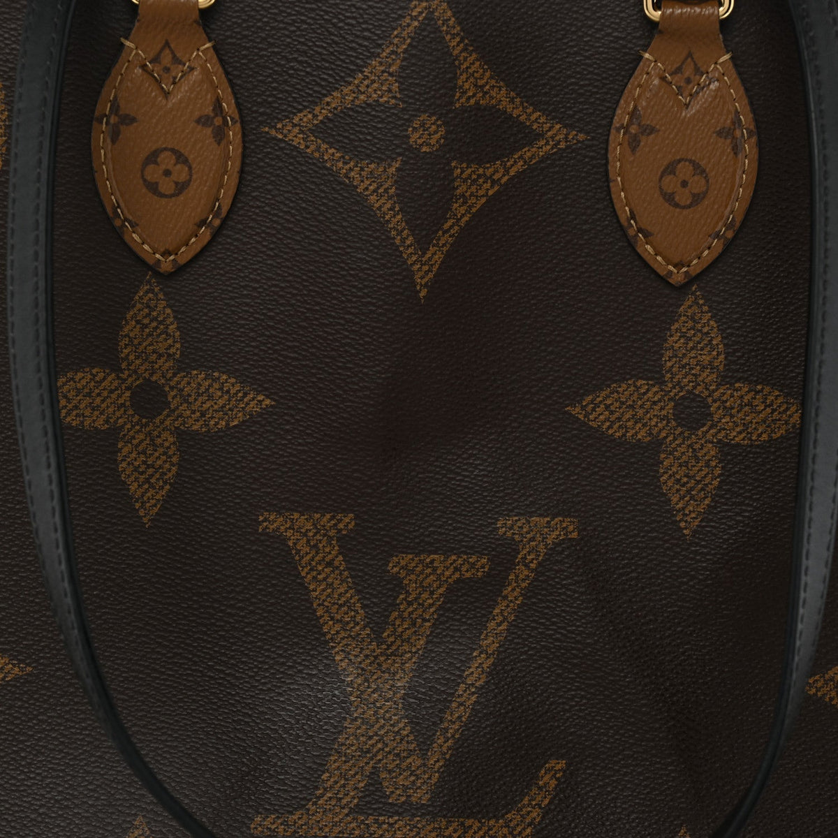 Reverse Monogram Giant Onthego GM