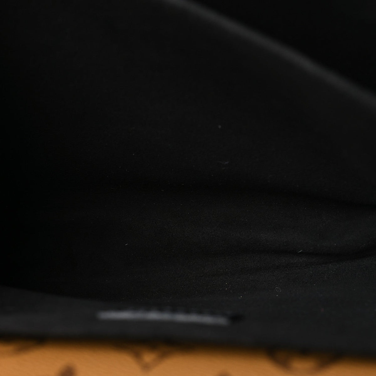 Reverse Monogram Pochette Metis
