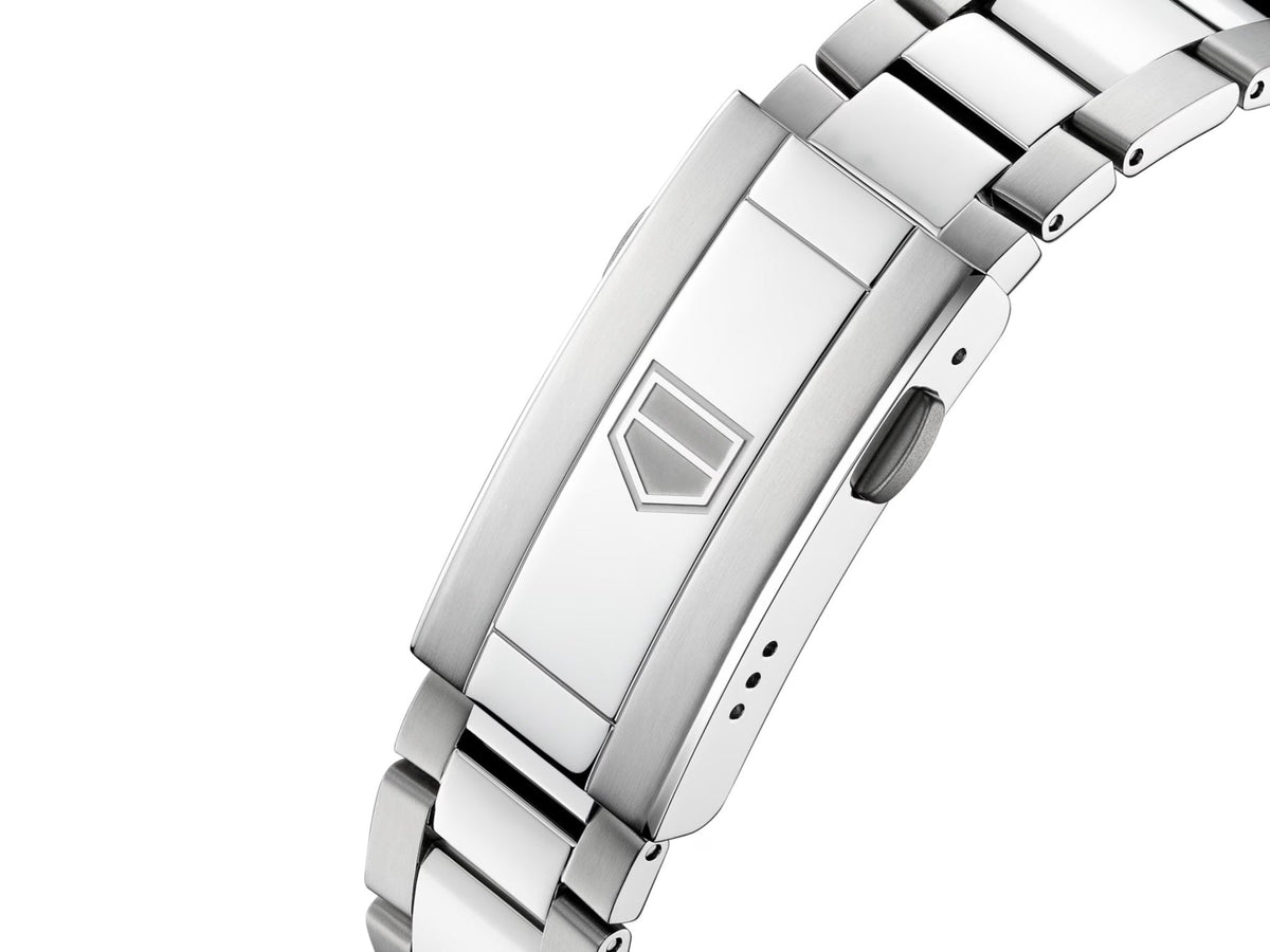 Tag Heuer Aquaracer Professional 200 Date White Dial Silver Steel Strap Watch for Men - CBP1111.BA0627