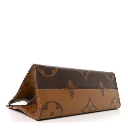 Reverse Monogram Giant Onthego MM