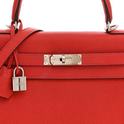 Togo Kelly Retourne 28 Rouge Casaque