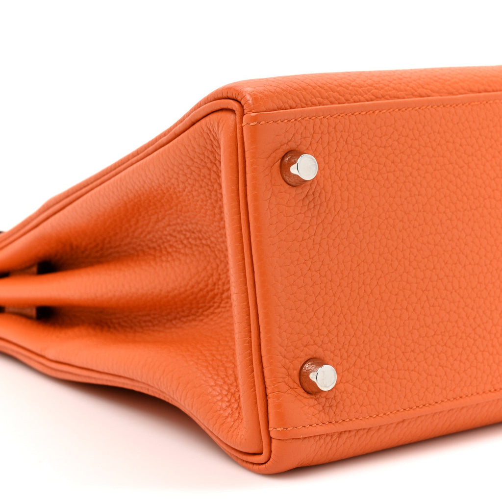 Taurillon Clemence Kelly Retourne 28 Orange