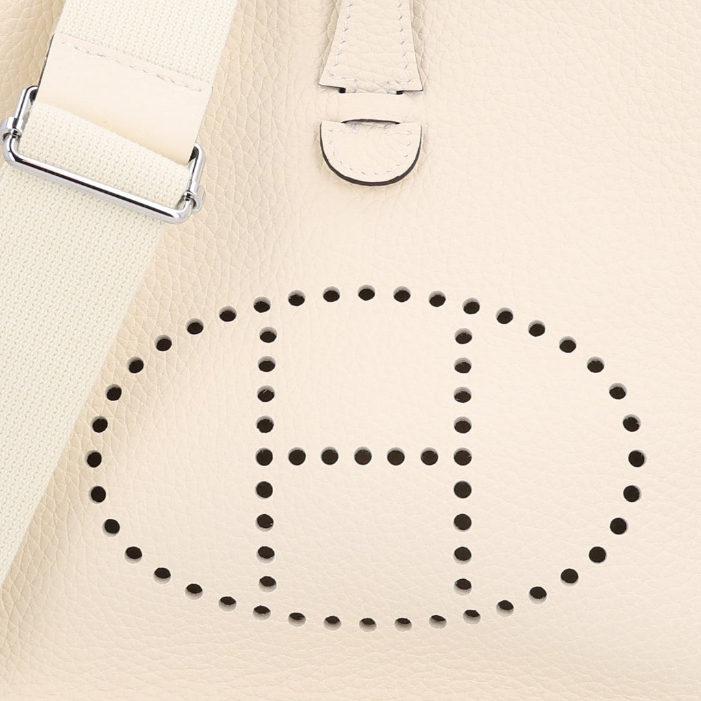 Taurillon Clemence Evelyne 23 Poche III Cream