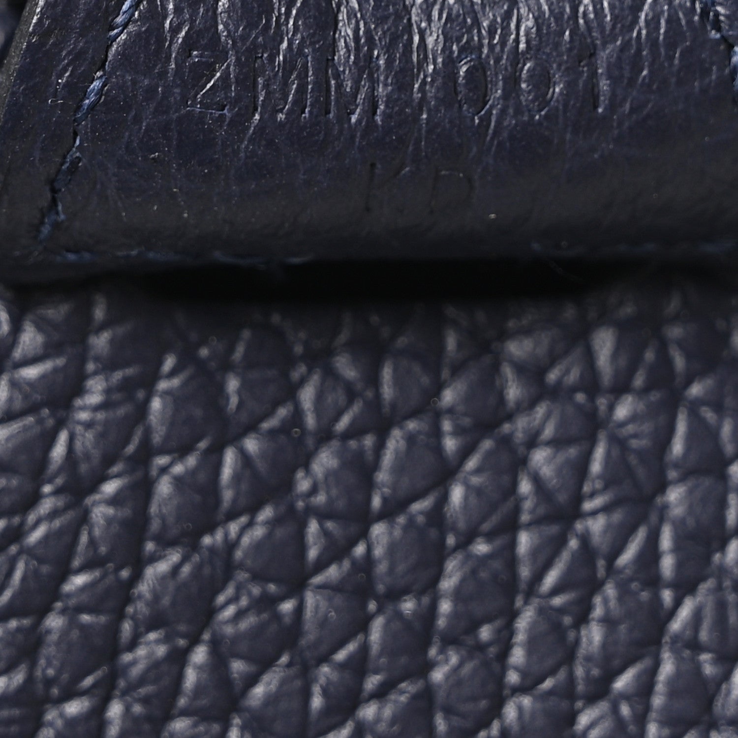Taurillon Clemence Evelyne III PM Bleu Nuit