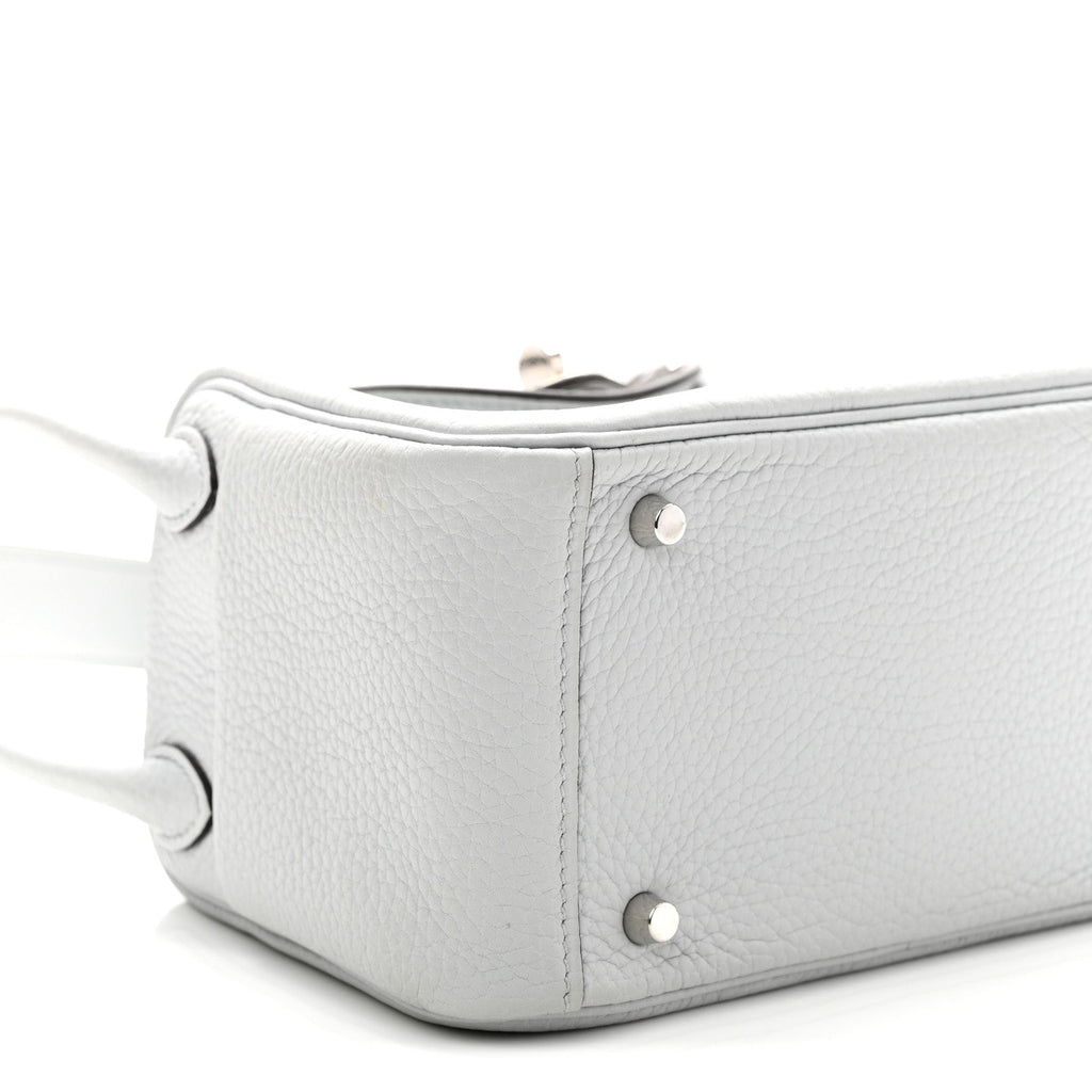 Taurillon Clemence Mini Lindy 20 Bleu Pale