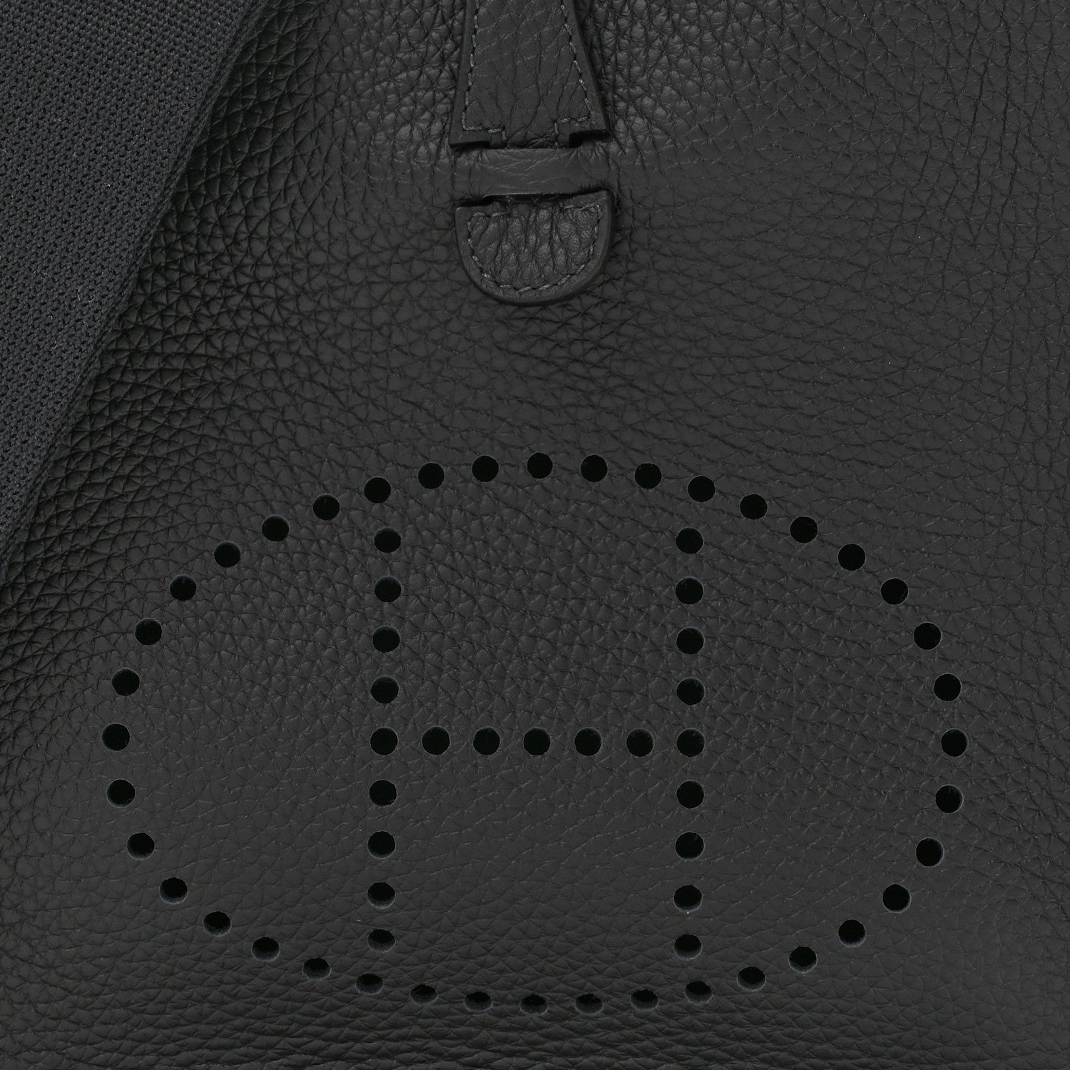 Taurillon Clemence Evelyne 23 Poche III Caban