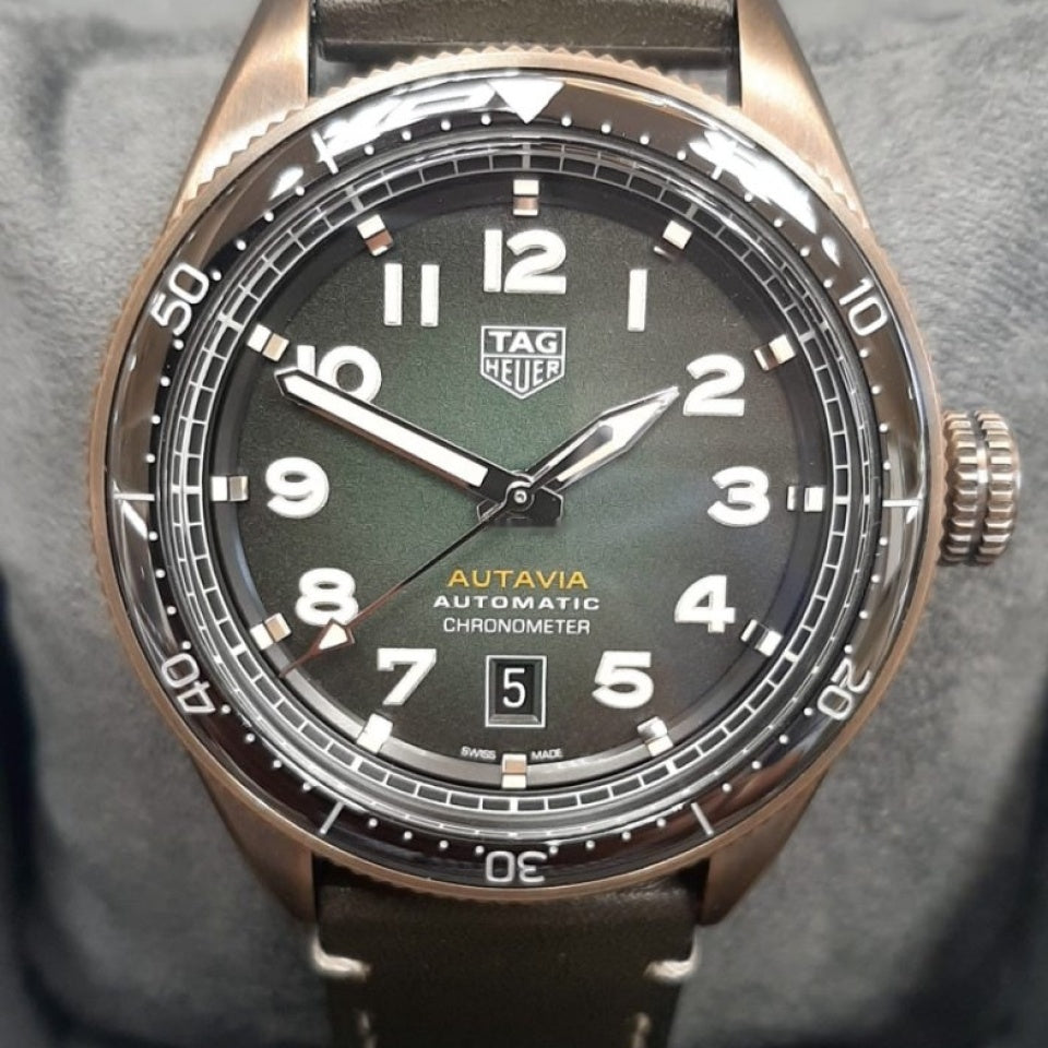 Tag Heuer Autavia Calibre 5 Automatic Olive Green Dial Green Leather Strap Watch for Men - WBE5190.FC8268