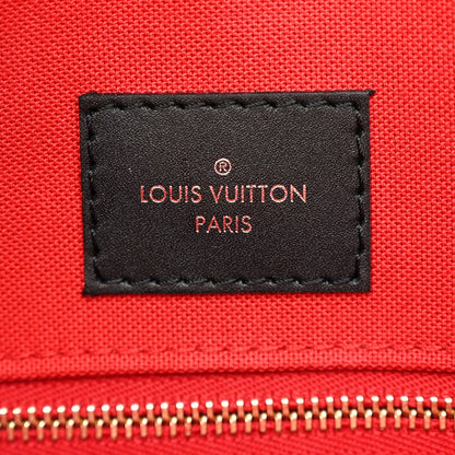 Reverse Monogram Giant Onthego MM
