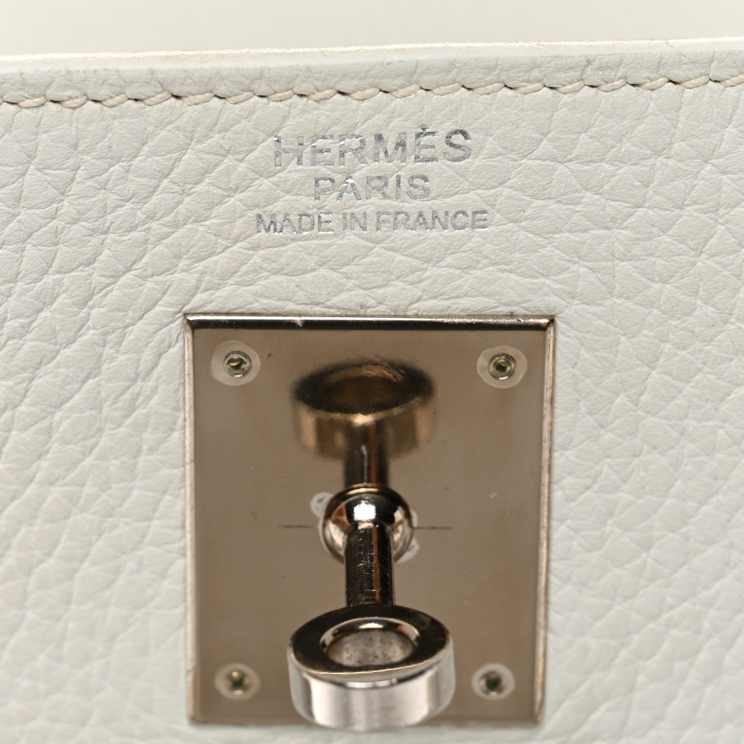 Taurillon Clemence Kelly Retourne 32 White