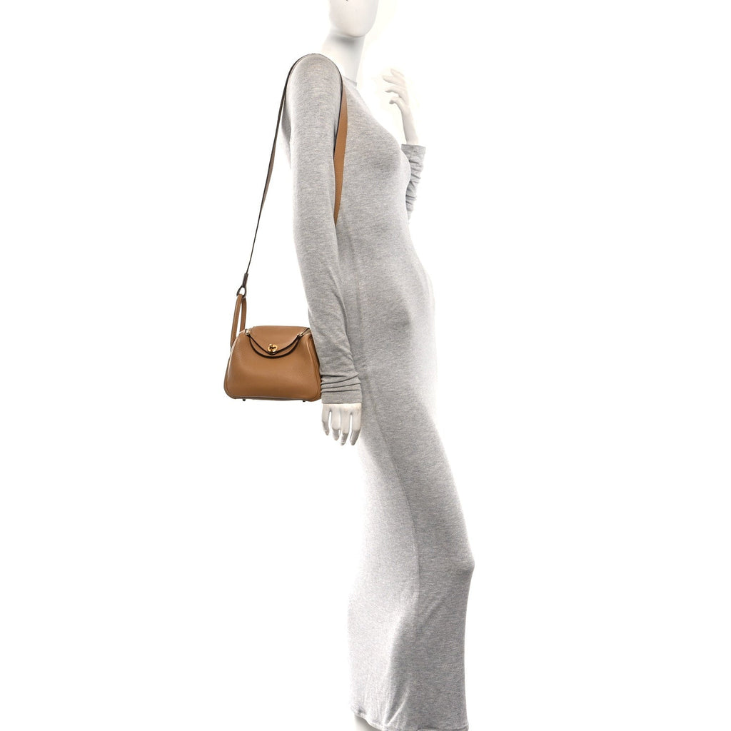 Taurillon Clemence Mini Lindy 20 Biscuit