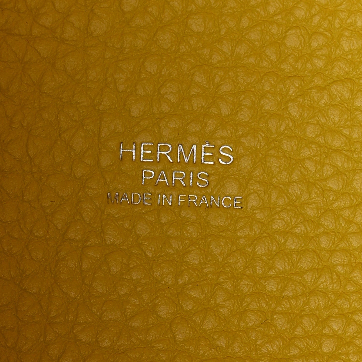 Taurillon Clemence Casaque Picotin Lock 18 PM Lime Sesame