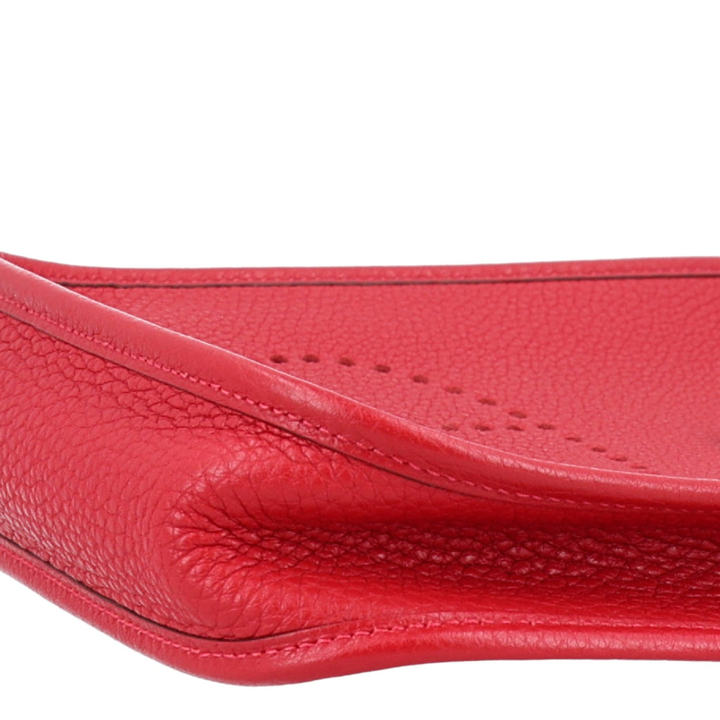 Taurillon Clemence Amazone Evelyne TPM Rouge Casaque Bleu Saphir