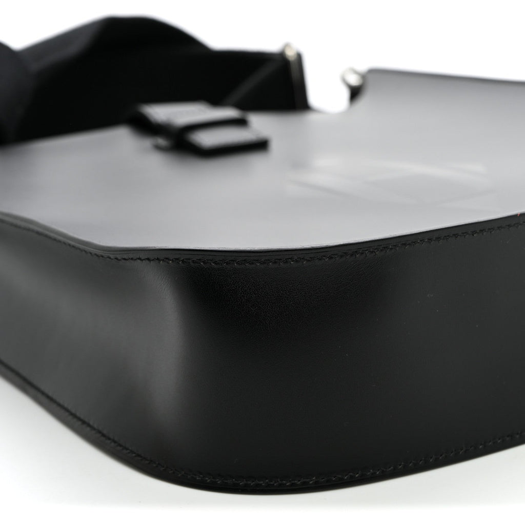 Vache Hunter Evelyne Sellier 29 PM Black