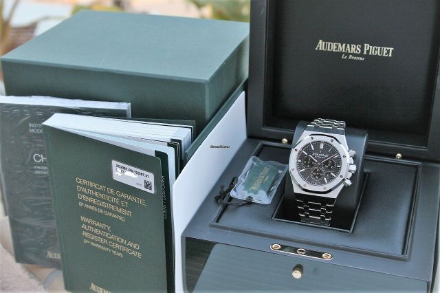 AP Royal Oak 41MM Chronograph Black Dial