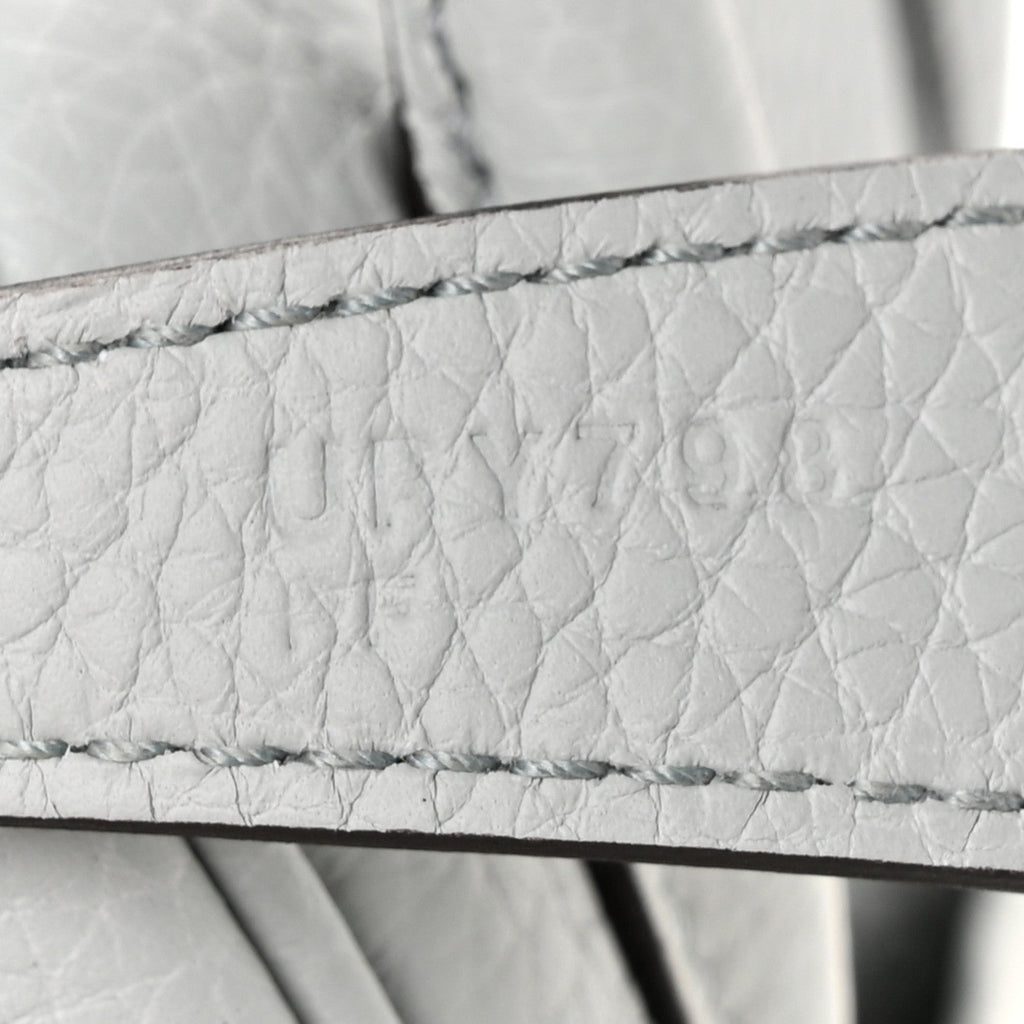 Taurillon Clemence Lindy 26 Bleu Pale