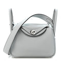 Taurillon Clemence Mini Lindy 20 Bleu Pale