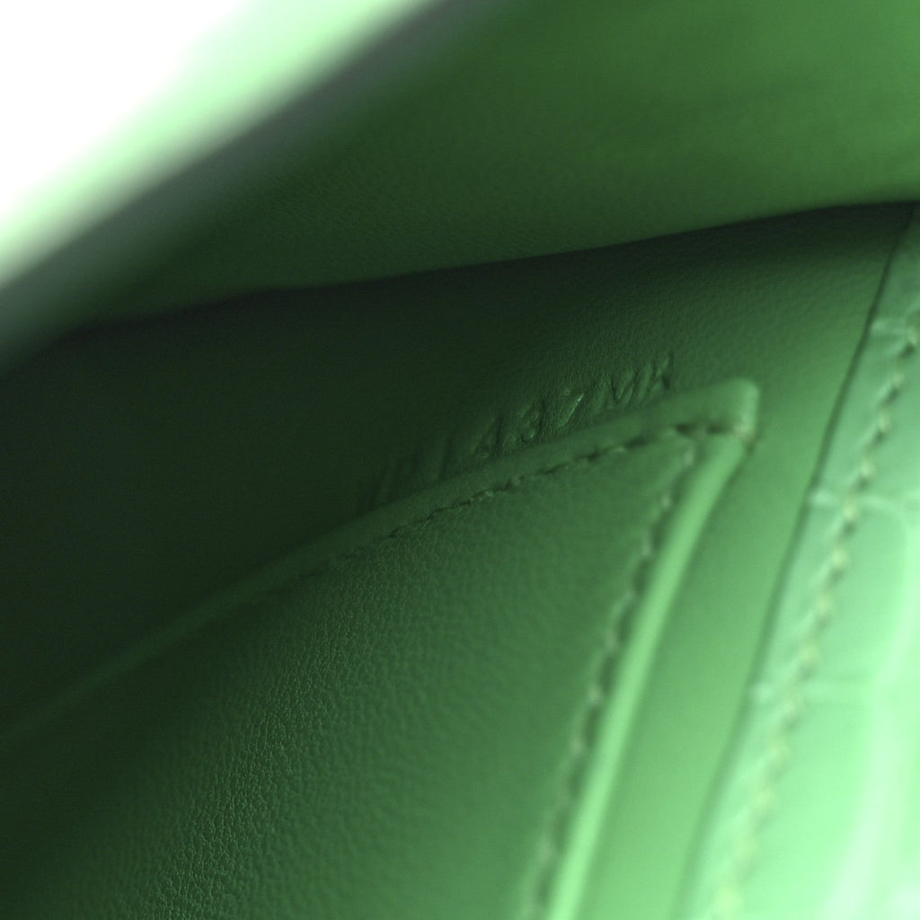 Matte Alligator Kelly Pochette Vert Comics
