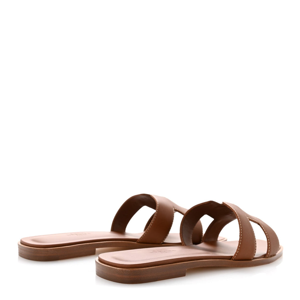 Box Calfskin Oran Sandals 37.5 Gold