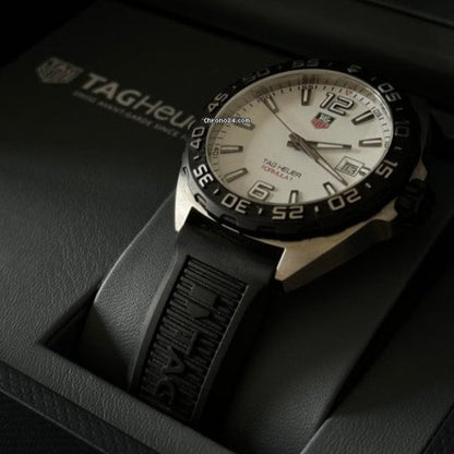Tag Heuer Formula 1 Quartz White Dial Black Rubber Strap Watch for Men -  WAZ1111.FT8023