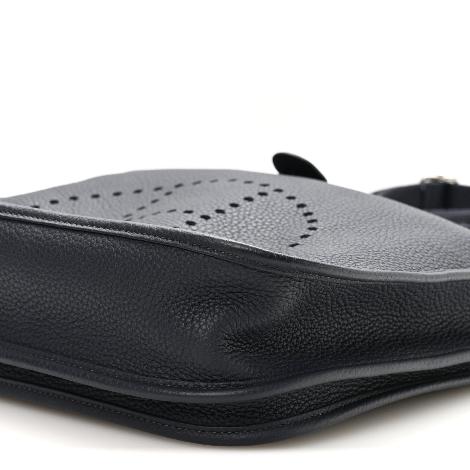 Taurillon Clemence Evelyne III PM Bleu Nuit
