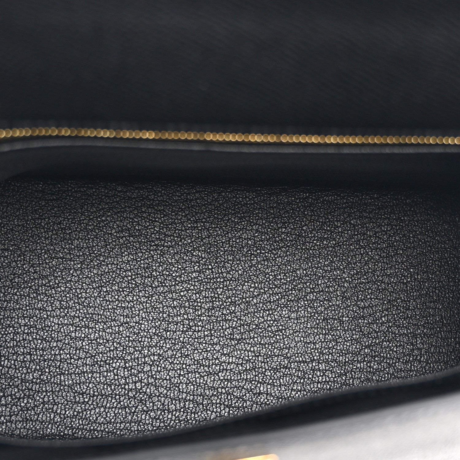 Epsom Kelly Sellier 25 Black