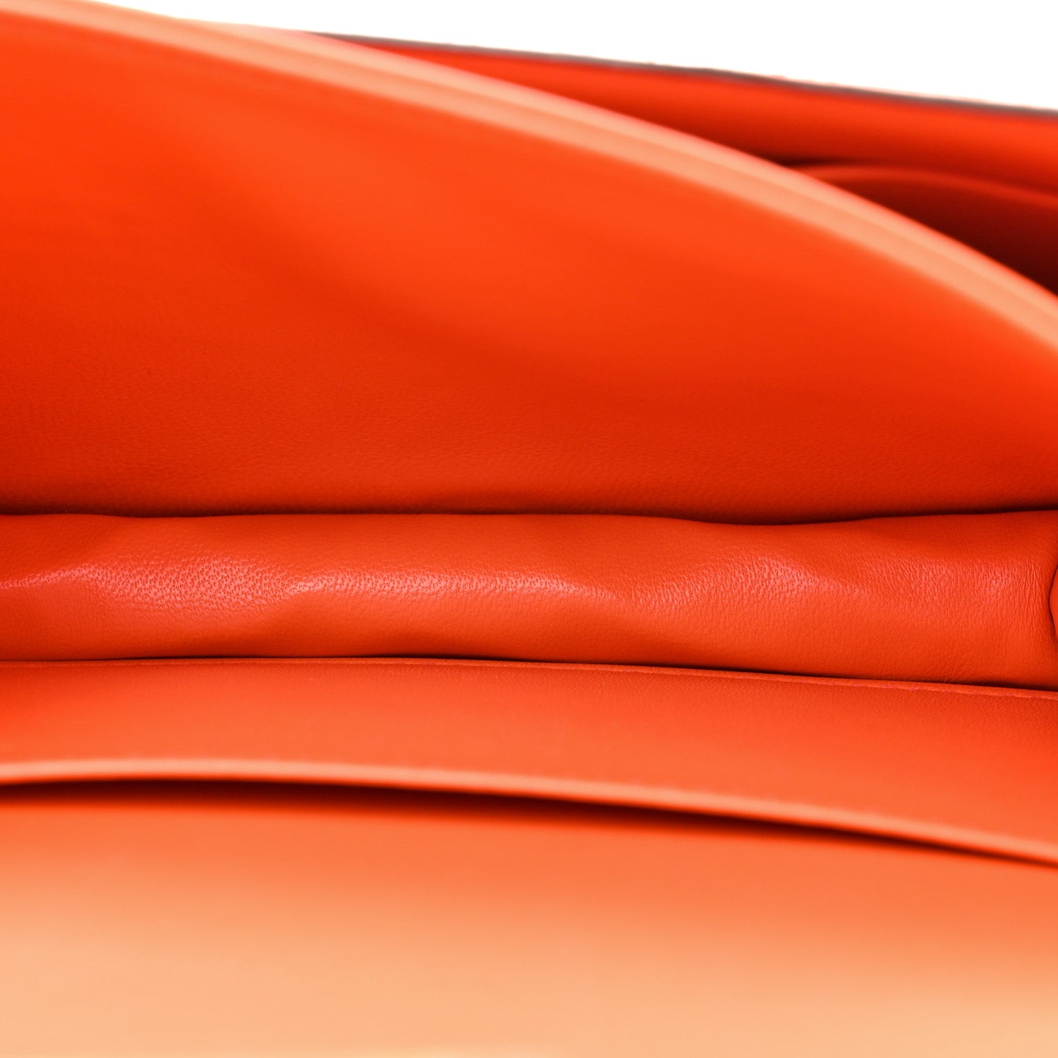 Matte Alligator Constance 18 Rouge Indien