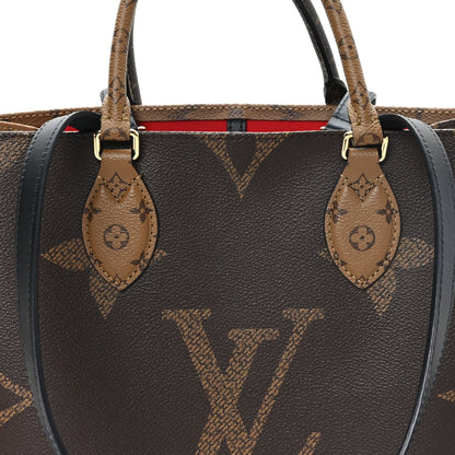 Reverse Monogram Giant Onthego MM