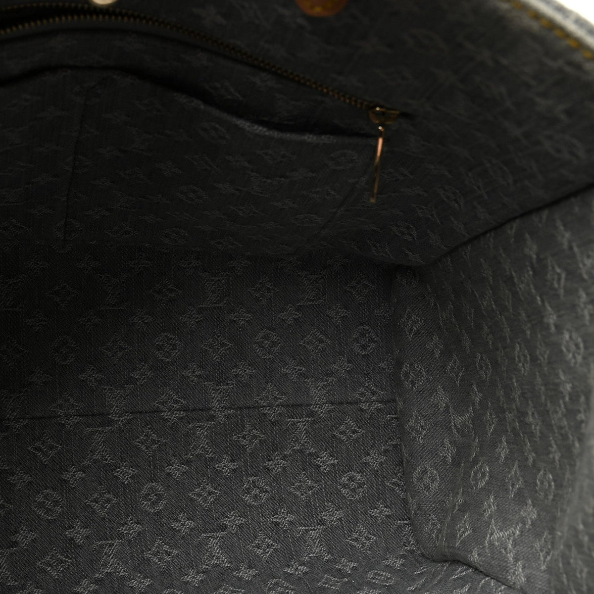 Monogram Denim Onthego MM Washed Gray