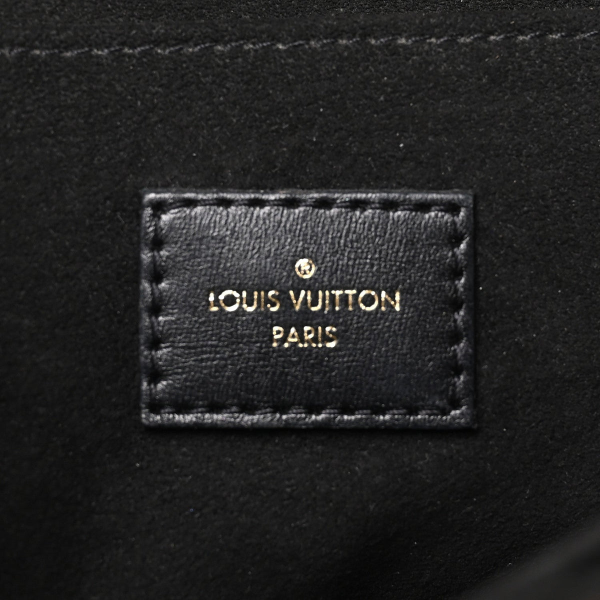 Reverse Monogram Pochette Metis
