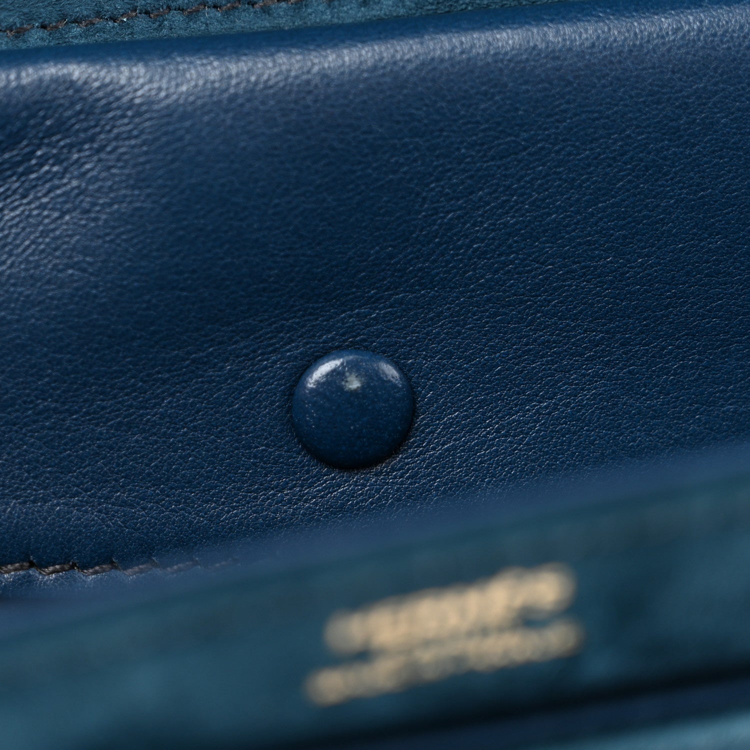 Veau Doblis Verrou Clutch Bleu Ocean