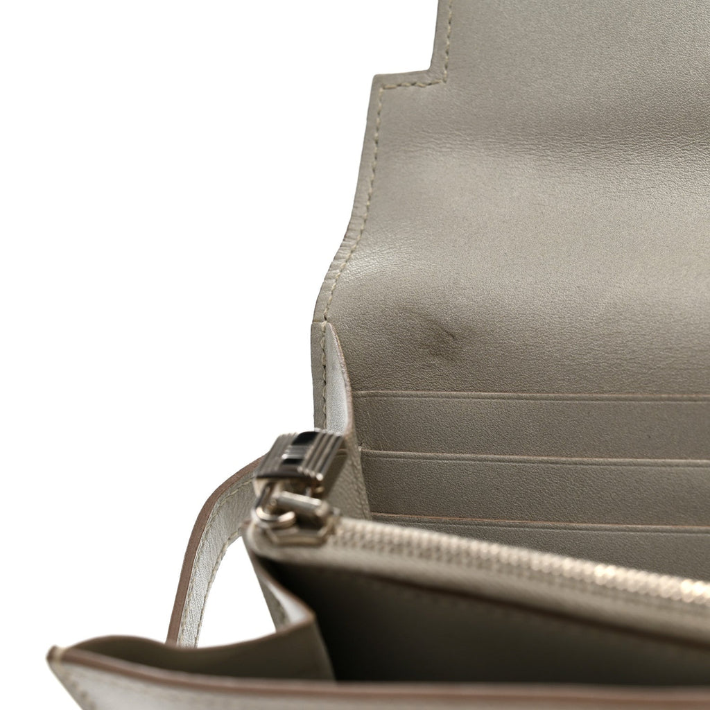 Box Guilloche Kelly Longue Wallet Gris Perle