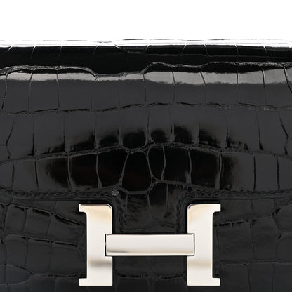Shiny Alligator Constance Short Wallet Black