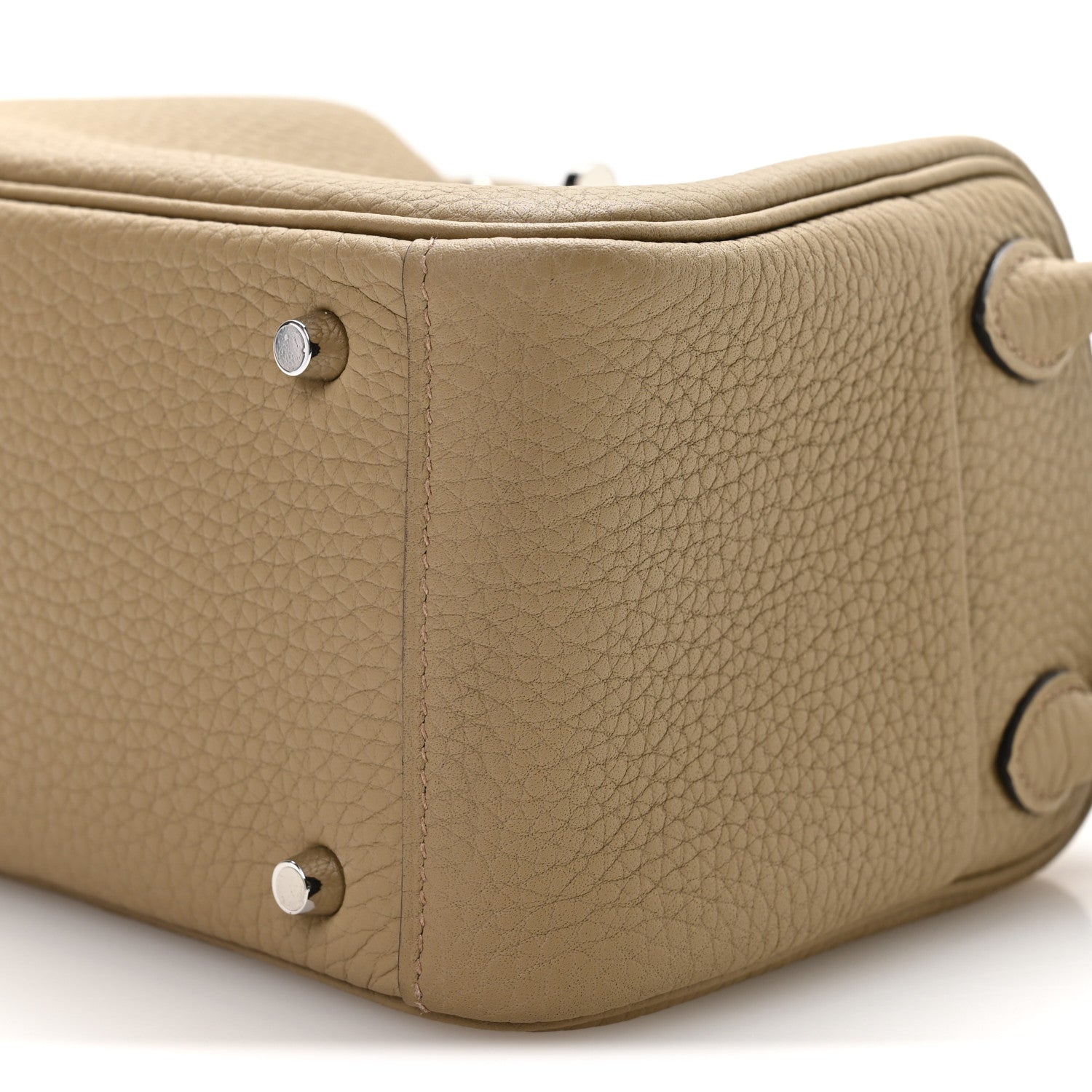 Taurillon Clemence Mini Lindy 20 Beige Marfa