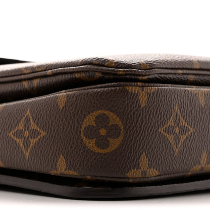 Monogram Pochette Metis