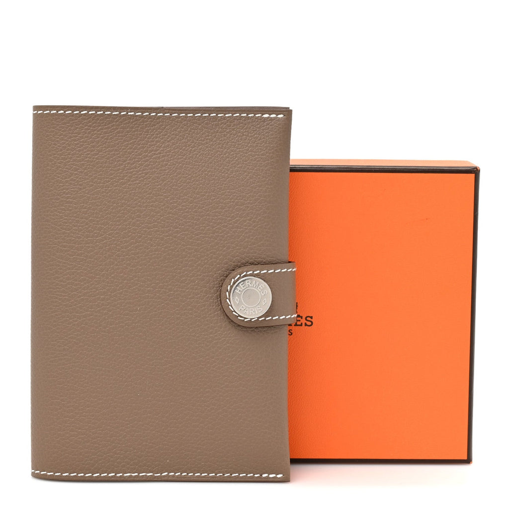 Evercolor R.M.S Passport Holder Etoupe