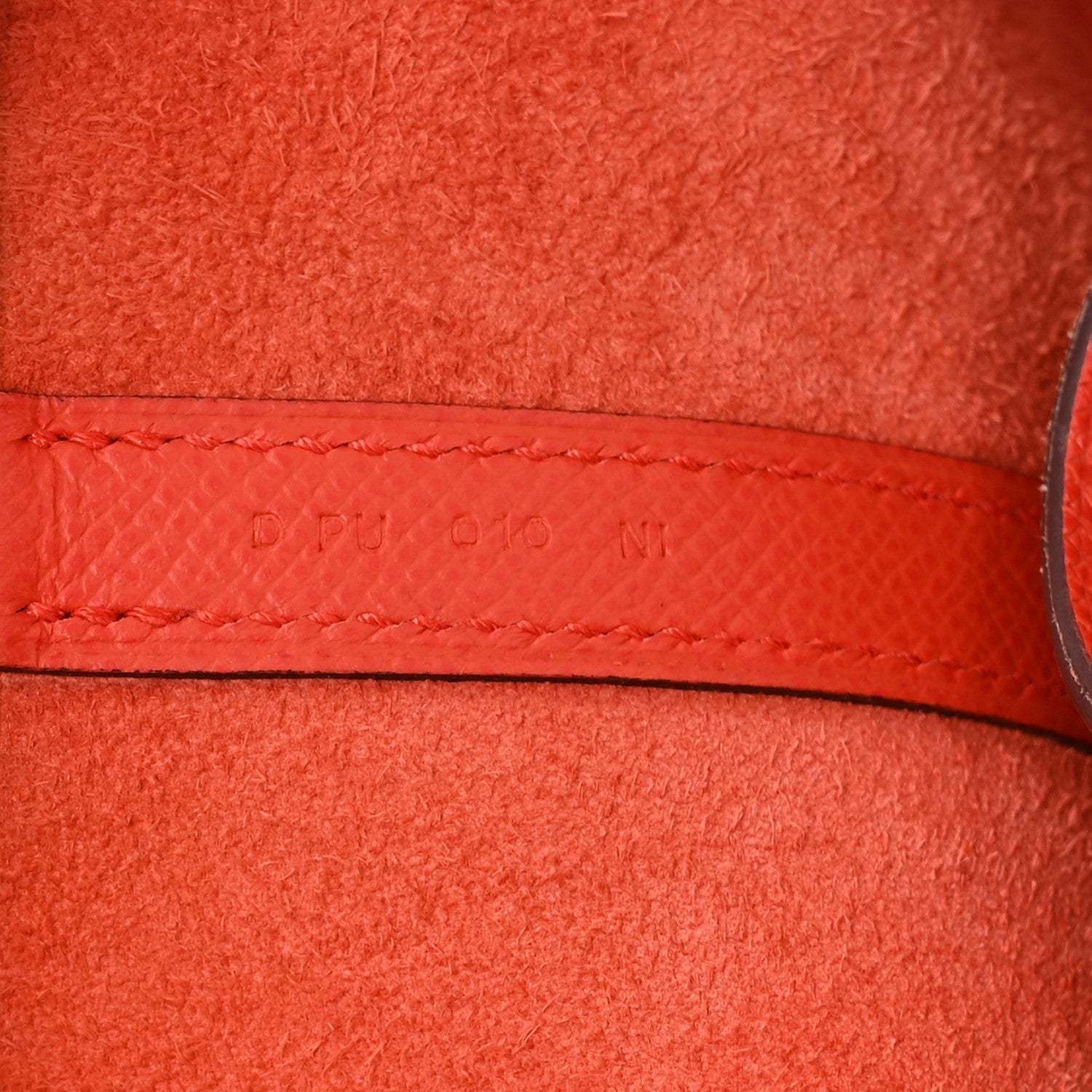 Epsom Tressage De Cuir Picotin Lock 22 MM Rouge Coeur Bleu du Nord Rouge H