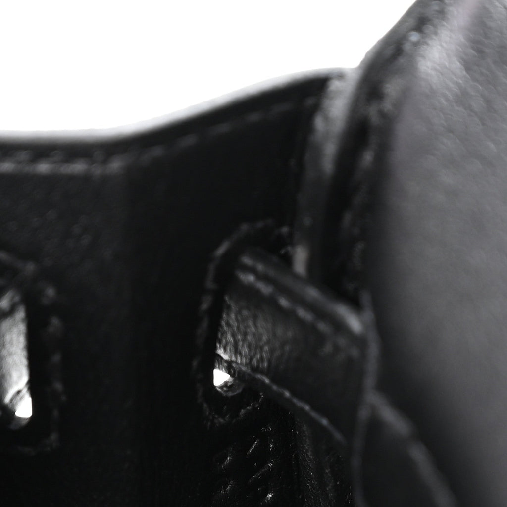 Cheri Calfskin Kelly Retourne 25 Black