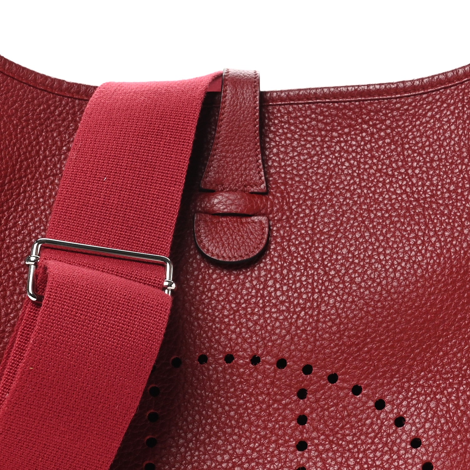 Taurillon Clemence Evelyne III PM Rubis