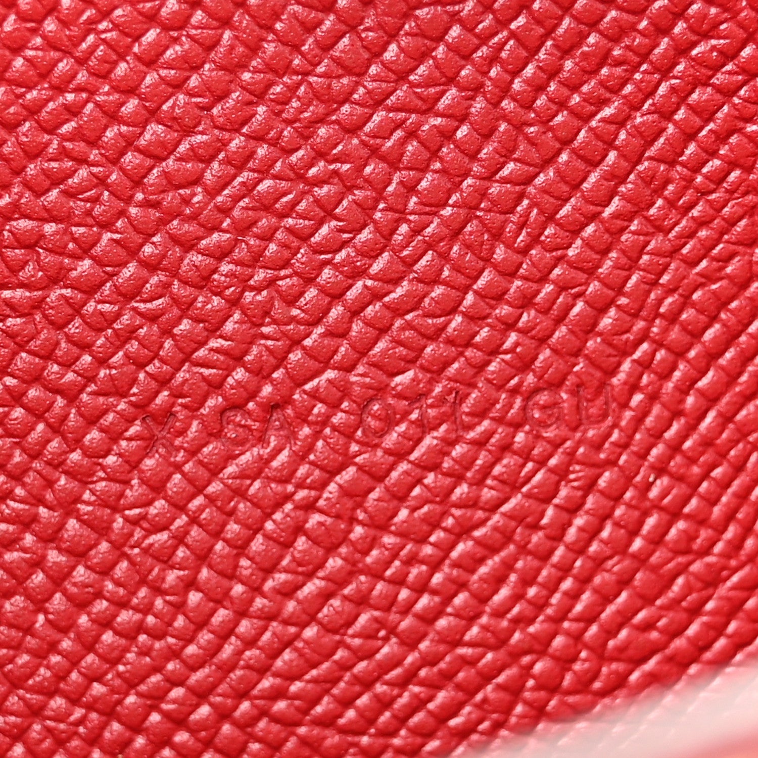 Epsom Enamel Constance Long Wallet Rouge Grenat