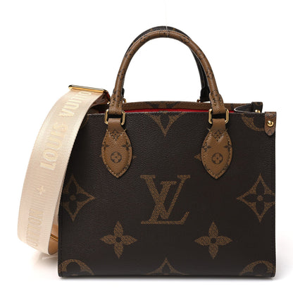 Reverse Monogram Giant Onthego PM