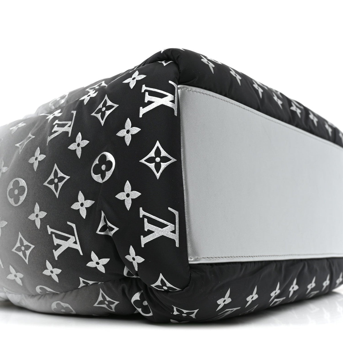 Nylon Monogram Gradient LV Snow Onthego MM Frost