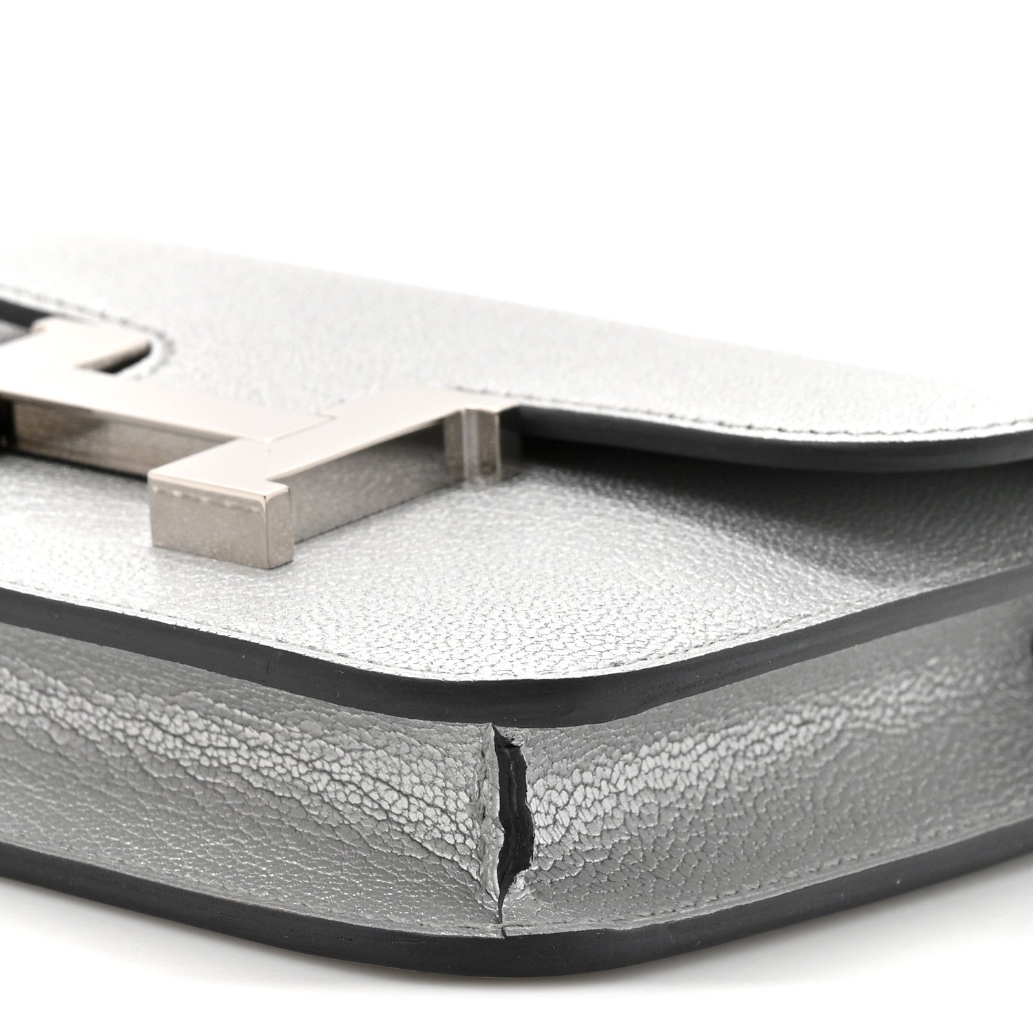 Metallic Chevre Chamkilight Constance Slim Wallet Argent