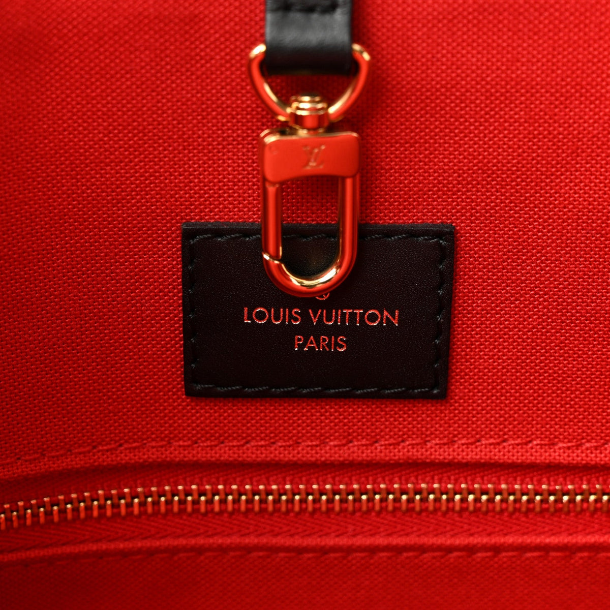 Reverse Monogram Giant Onthego MM