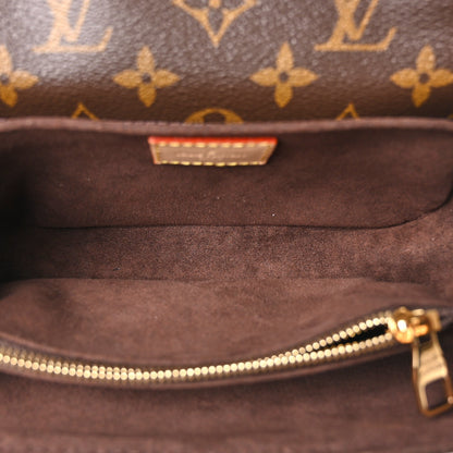 Monogram Pochette Metis East West