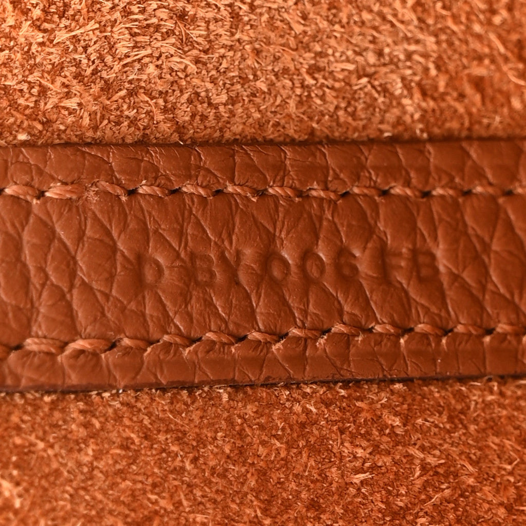 Taurillon Clemence Matte Alligator Picotin Lock Touch 22 MM Gold