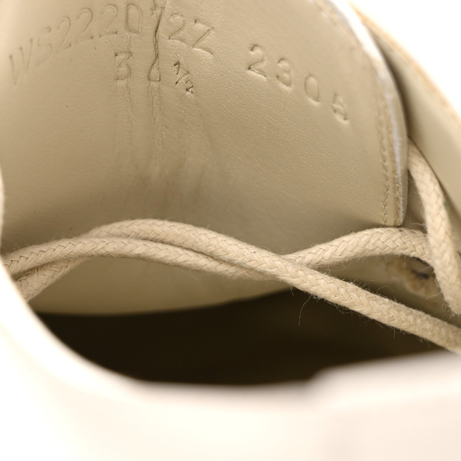 Glossed Calfskin First Derby 36.5 Beige Glaise