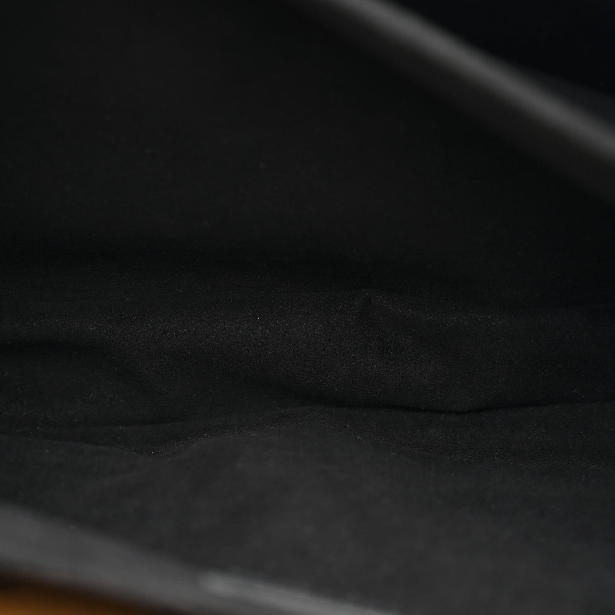 Reverse Monogram Pochette Metis